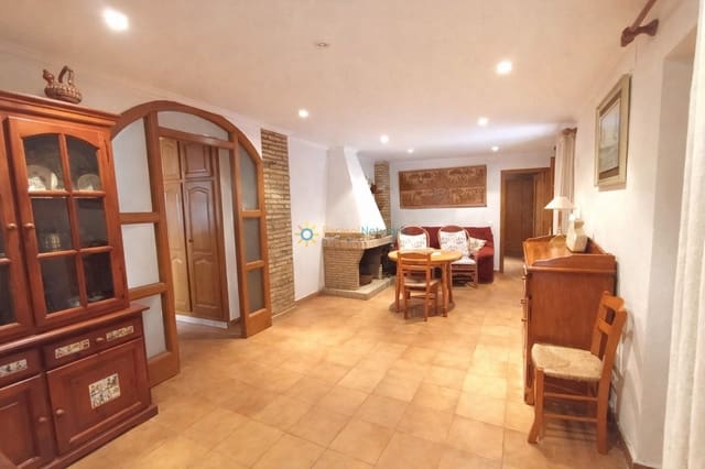 4 sovrum Hus till salu i Montaverner - 90 000 € (Ref: 9669628)