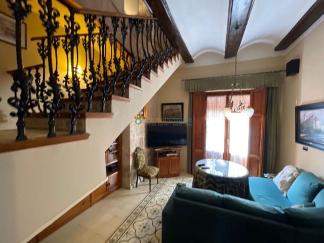 4 sovrum Hus till salu i Xàtiva med garage - 1 900 000 € (Ref: 9669687)