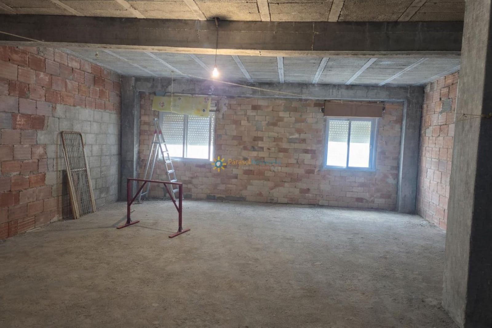 4 slaapkamer Huis te koop in Simat de la Valldigna met garage - € 199.000 (Ref: 9676415)