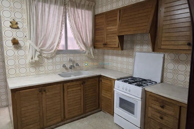 4 slaapkamer Huis te koop in Simat de la Valldigna met garage - € 199.000 (Ref: 9676415)