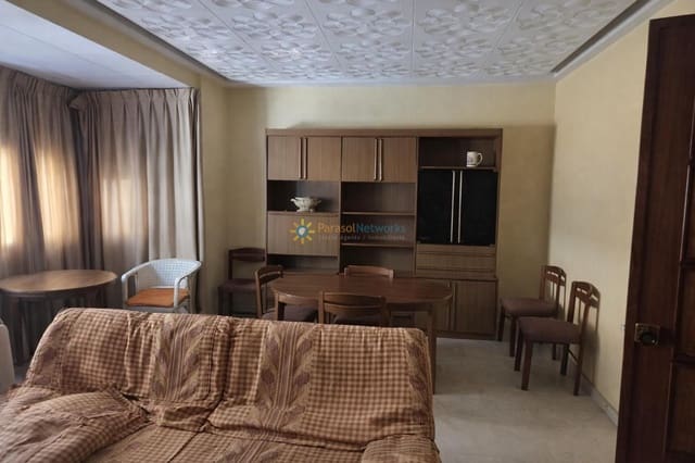 4 slaapkamer Huis te koop in Simat de la Valldigna met garage - € 199.000 (Ref: 9676415)