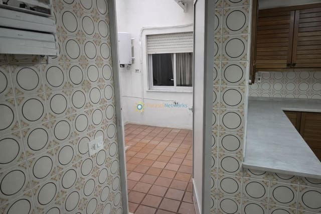 4 slaapkamer Huis te koop in Simat de la Valldigna met garage - € 199.000 (Ref: 9676415)