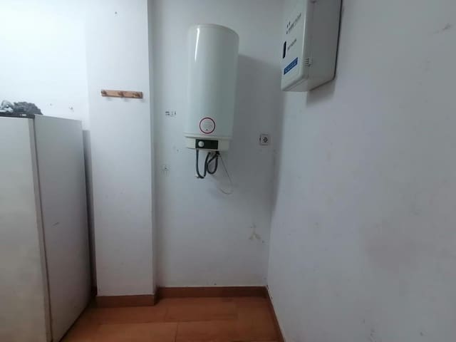 Bedrijf te koop in Oliva Pueblo, Oliva - € 80.000 (Ref: 9685672)