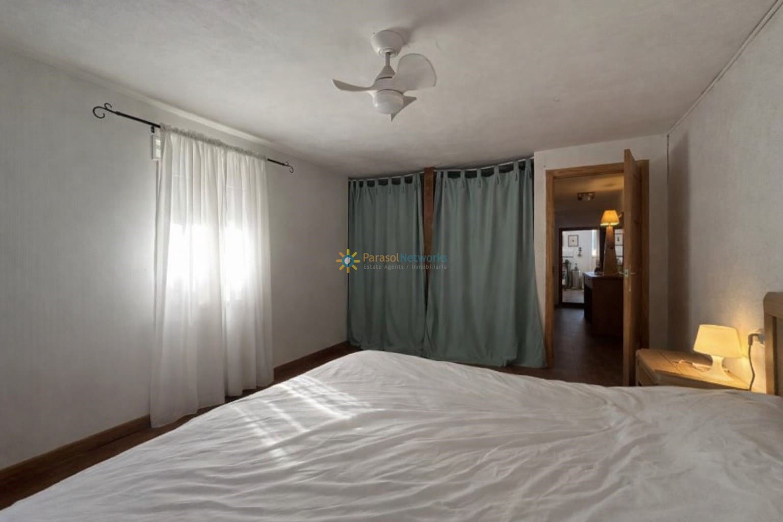 3 soverom Villa til salgs i Ontinyent med svømmebasseng garasje - € 165 000 (Ref: 9688449)