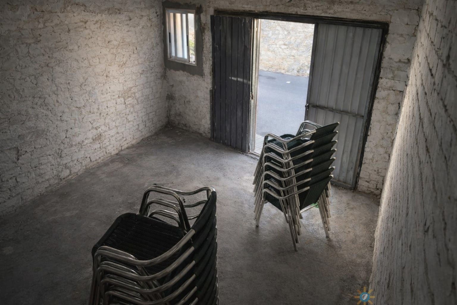 5 slaapkamer Huis te koop in Beniganim met garage - € 45.000 (Ref: 9688574)