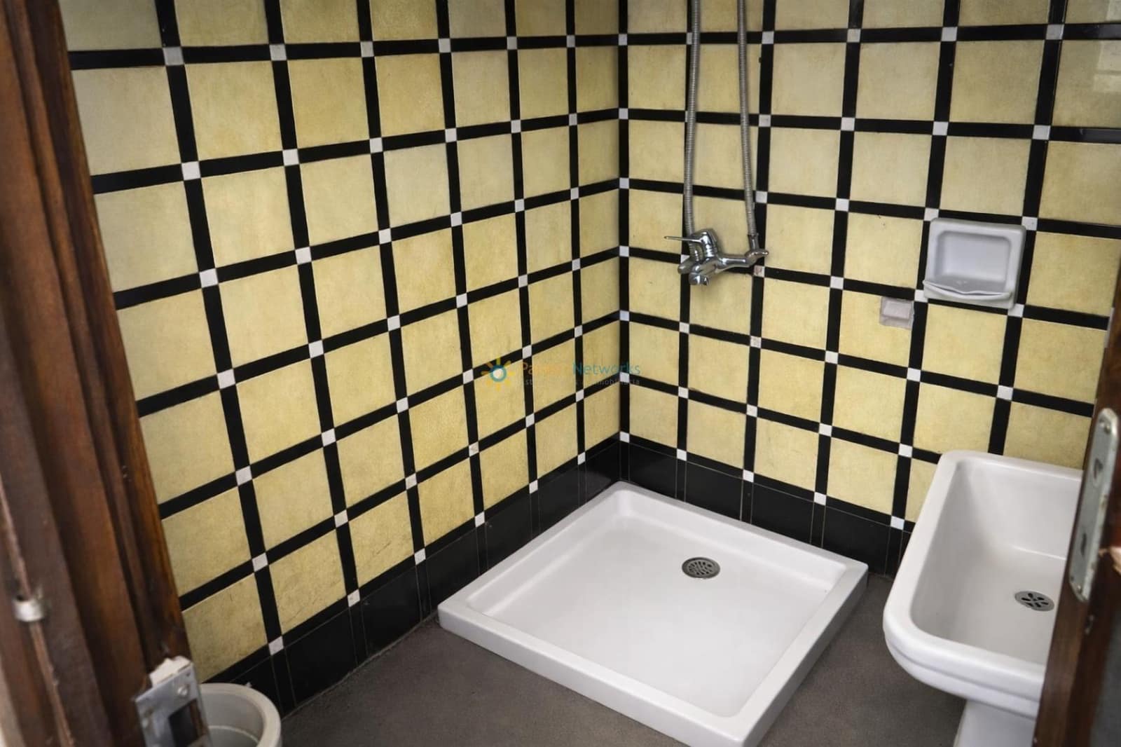 5 slaapkamer Huis te koop in Beniganim met garage - € 45.000 (Ref: 9688574)