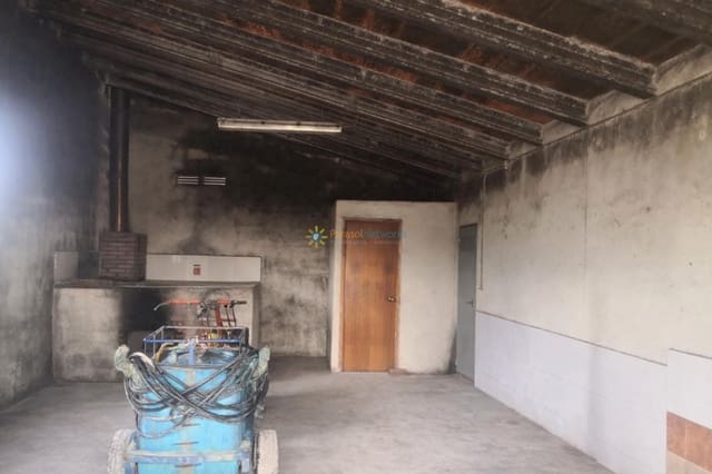 Villa/Maison à vendre à Benigánim avec garage - 88 000 € (Ref: 9694527)