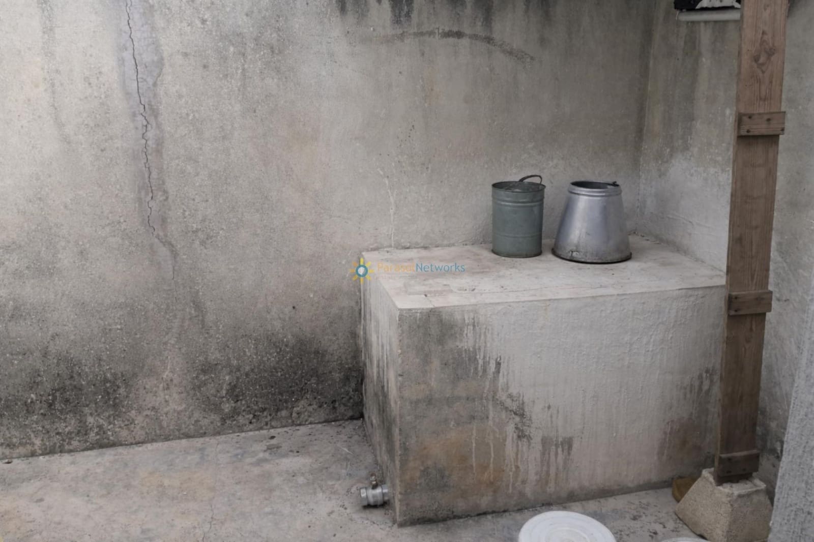 Villa for sale in Beniganim with garage - € 88,000 (Ref: 9694527)