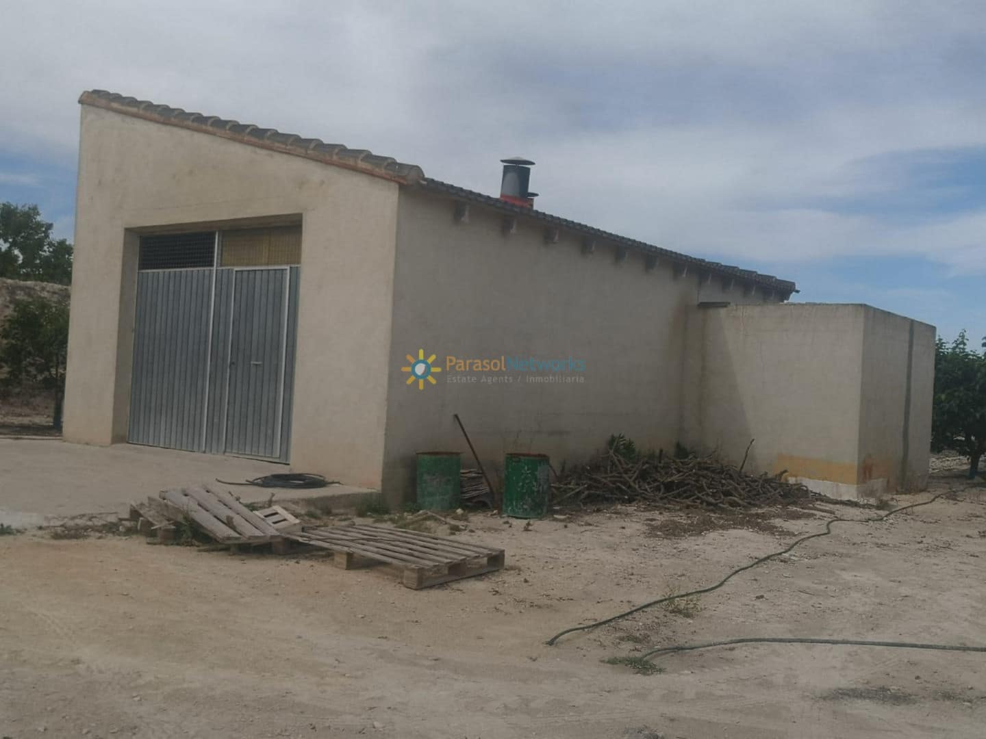 Grunde uden byggetilladelser til salg i Beniganim - € 88.000 (Ref: 9700050)