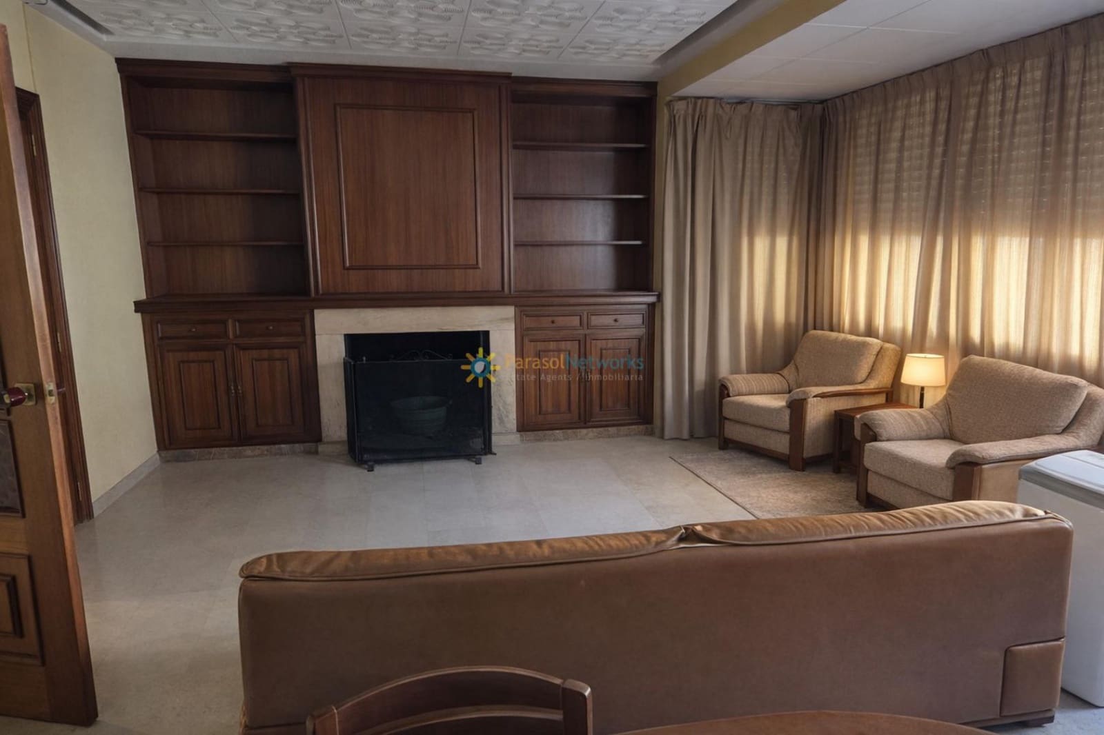 4 bedroom Townhouse for sale in Simat de la Valldigna with garage - € 170,000 (Ref: 9714159)