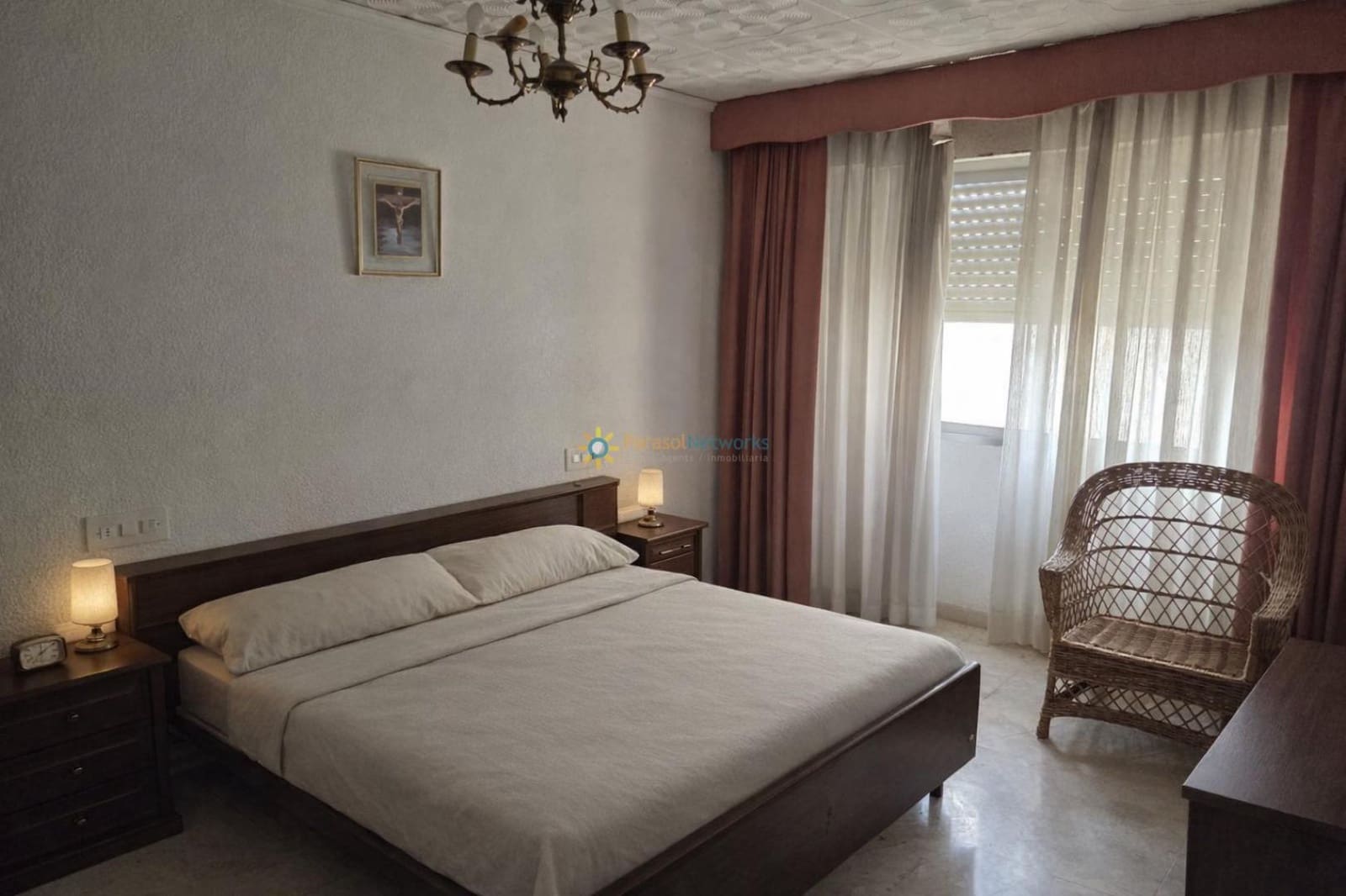 4 bedroom Townhouse for sale in Simat de la Valldigna with garage - € 170,000 (Ref: 9714159)