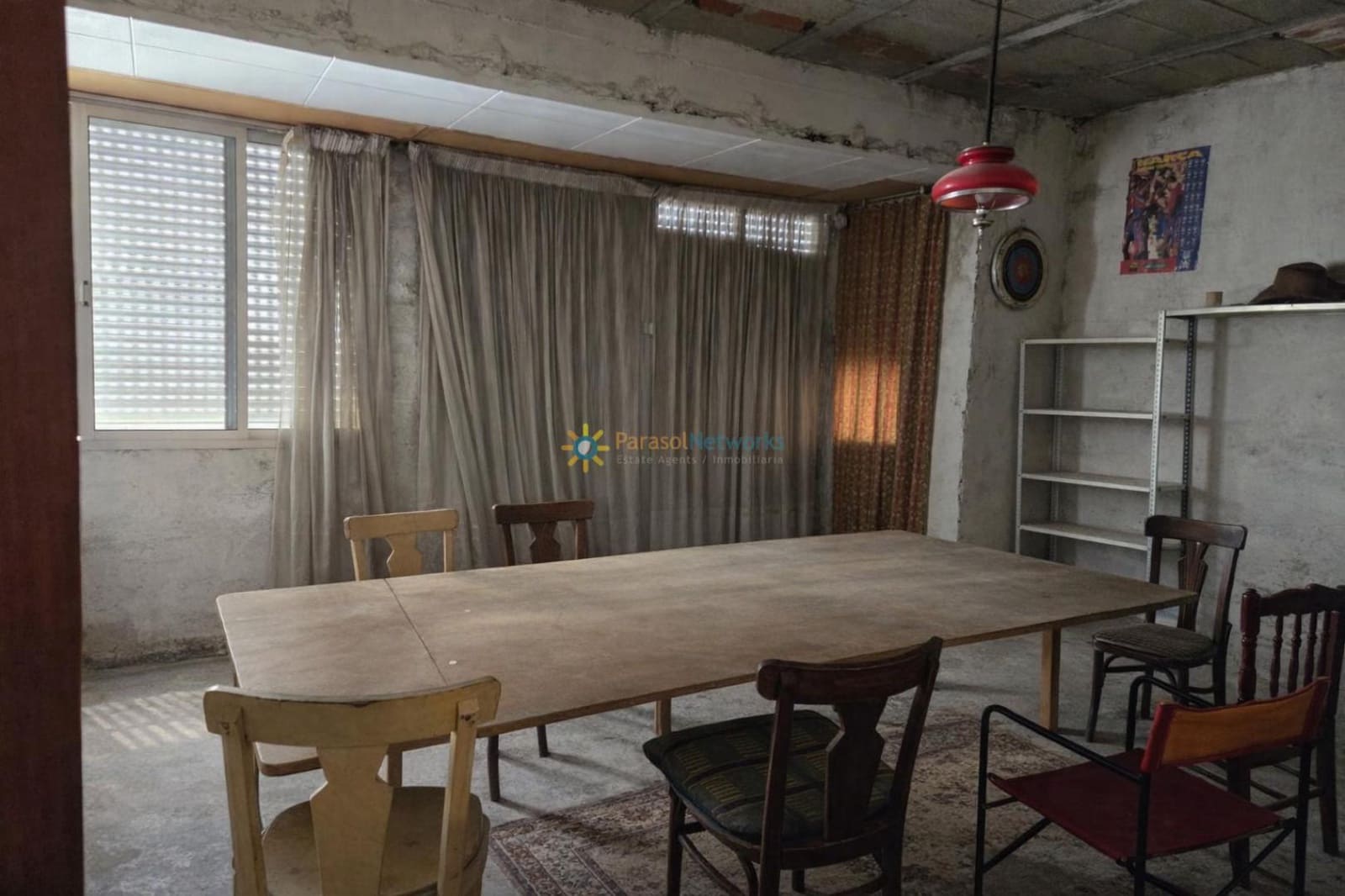 4 bedroom Townhouse for sale in Simat de la Valldigna with garage - € 170,000 (Ref: 9714159)