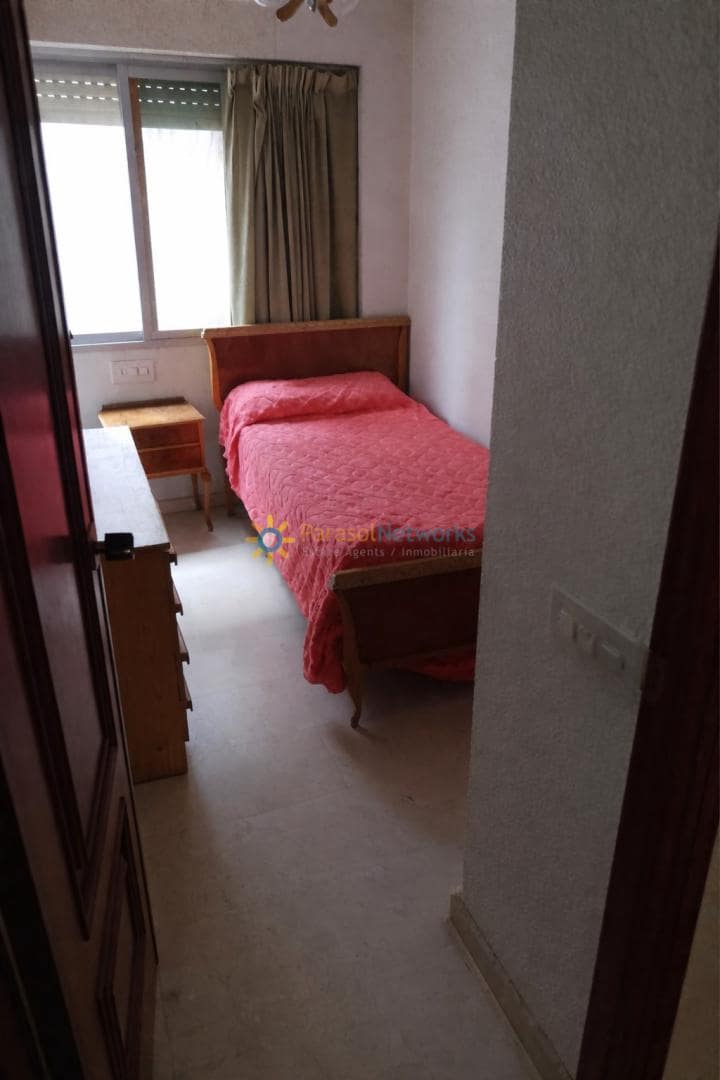 4 bedroom Townhouse for sale in Simat de la Valldigna with garage - € 170,000 (Ref: 9714159)