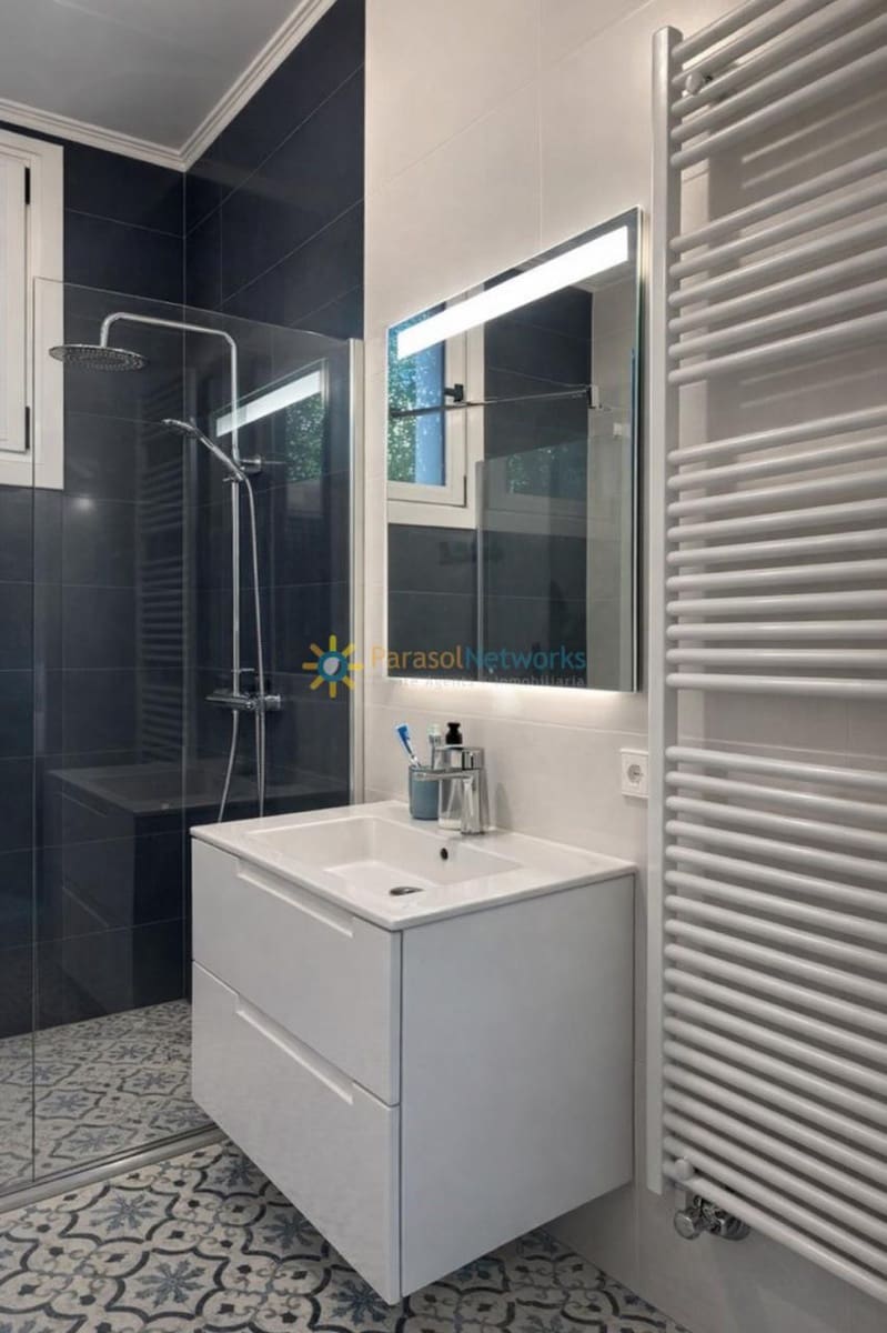 6 bedroom Villa for sale in Ontinyent with pool - € 465,000 (Ref: 9714293)