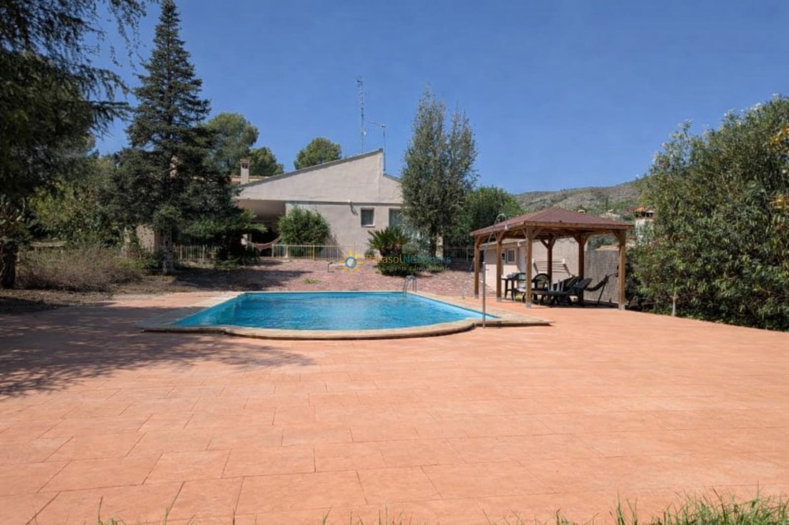 6 bedroom Villa for sale in Ontinyent with pool - € 465,000 (Ref: 9714293)