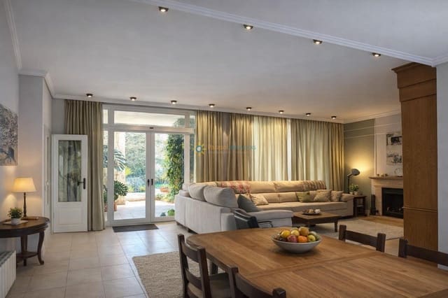 6 bedroom Villa for sale in Ontinyent with pool - € 465,000 (Ref: 9714293)