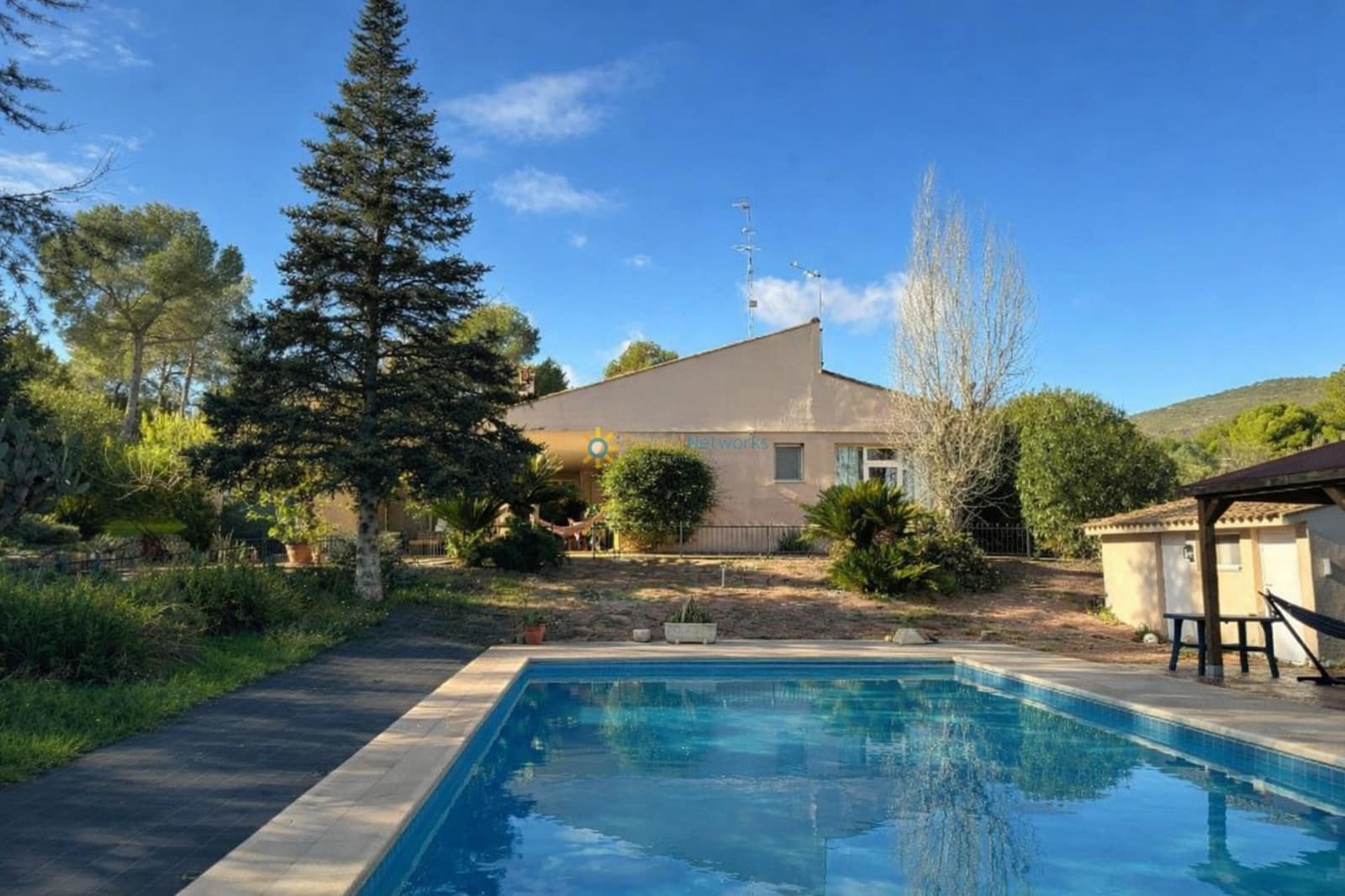 6 bedroom Villa for sale in Ontinyent with pool - € 465,000 (Ref: 9714293)