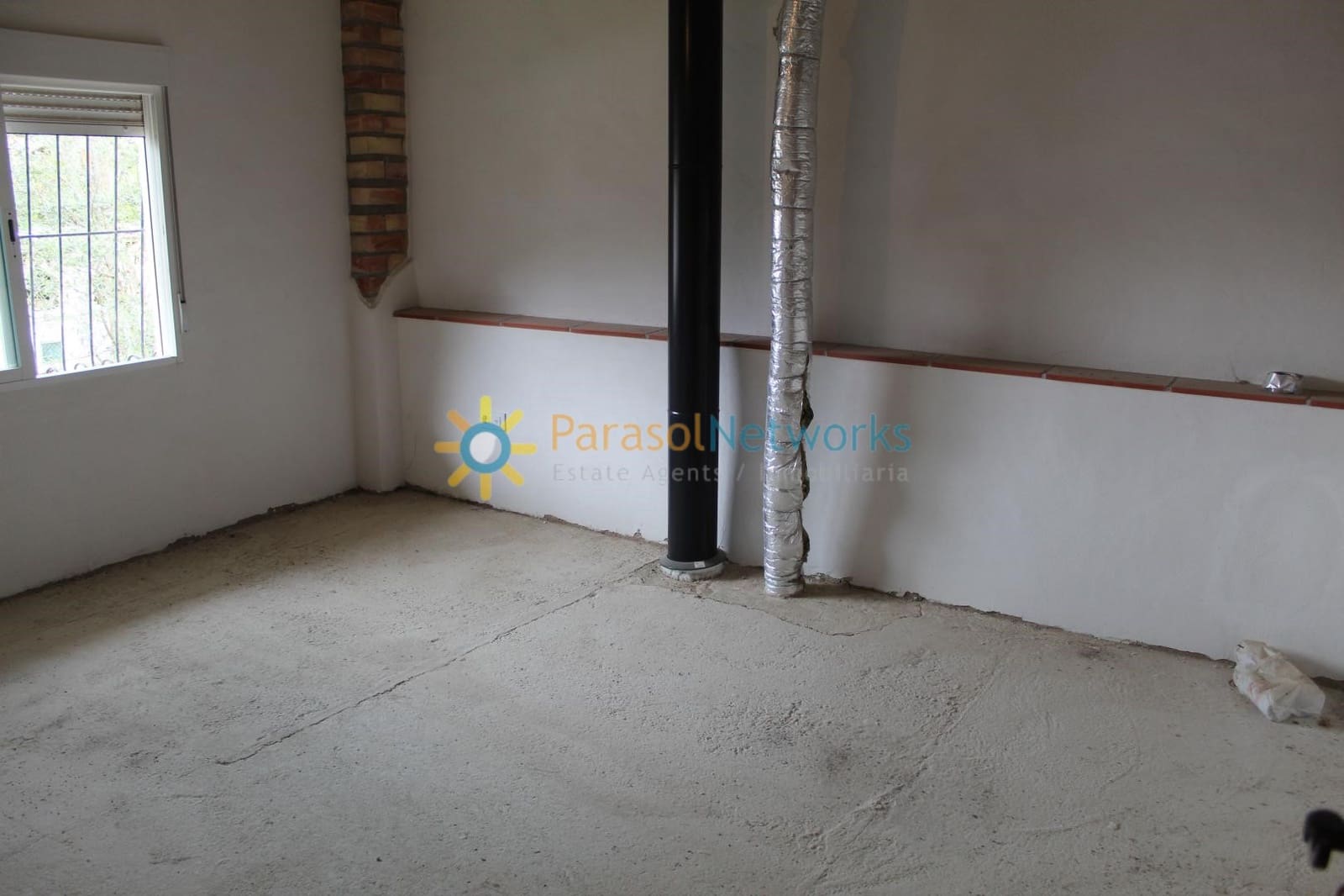 3 bedroom Villa for rent in Barx - € 1,000 (Ref: 9716777)