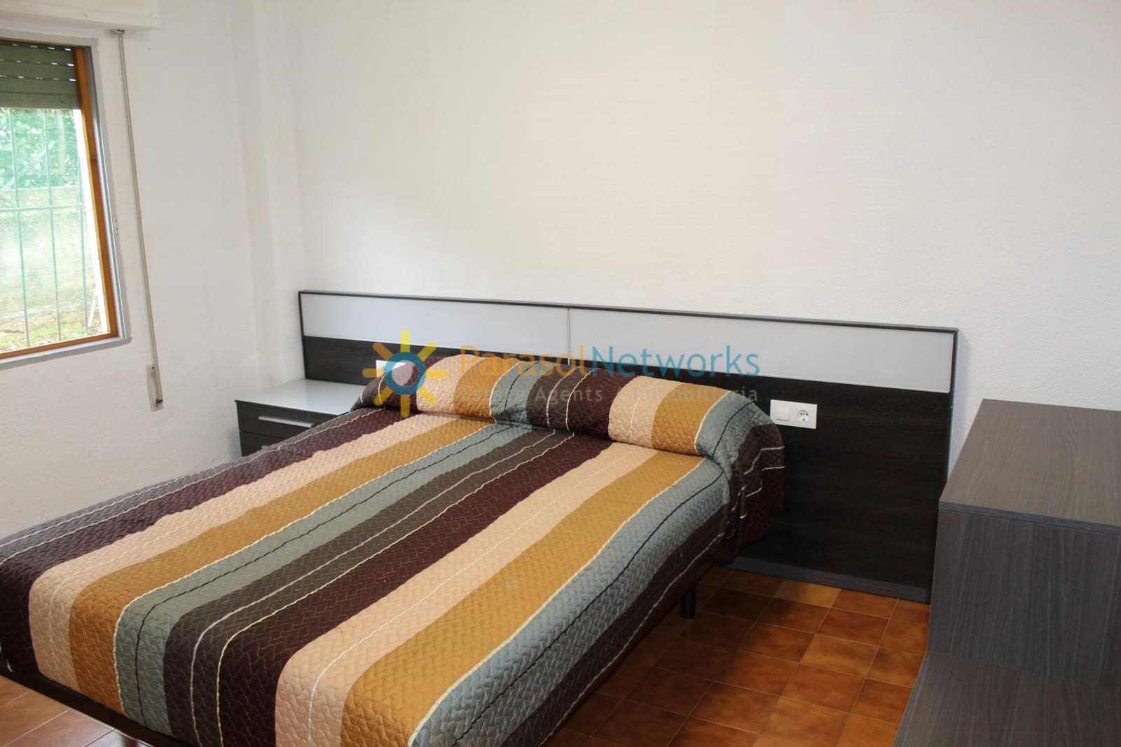 3 bedroom Villa for rent in Barx - € 1,000 (Ref: 9716777)