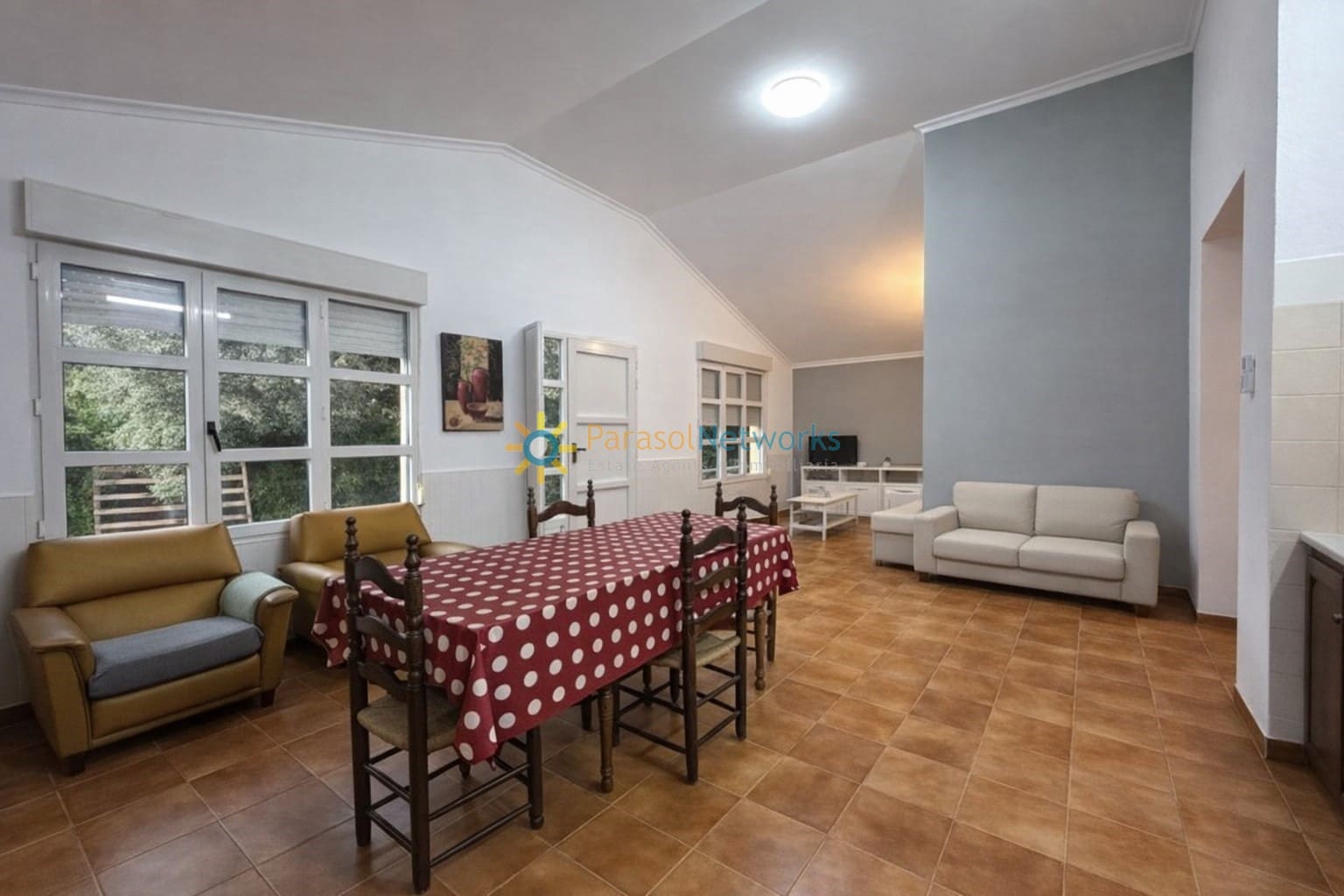 3 bedroom Villa for sale in Ontinyent with pool garage - € 210,000 (Ref: 9719344)