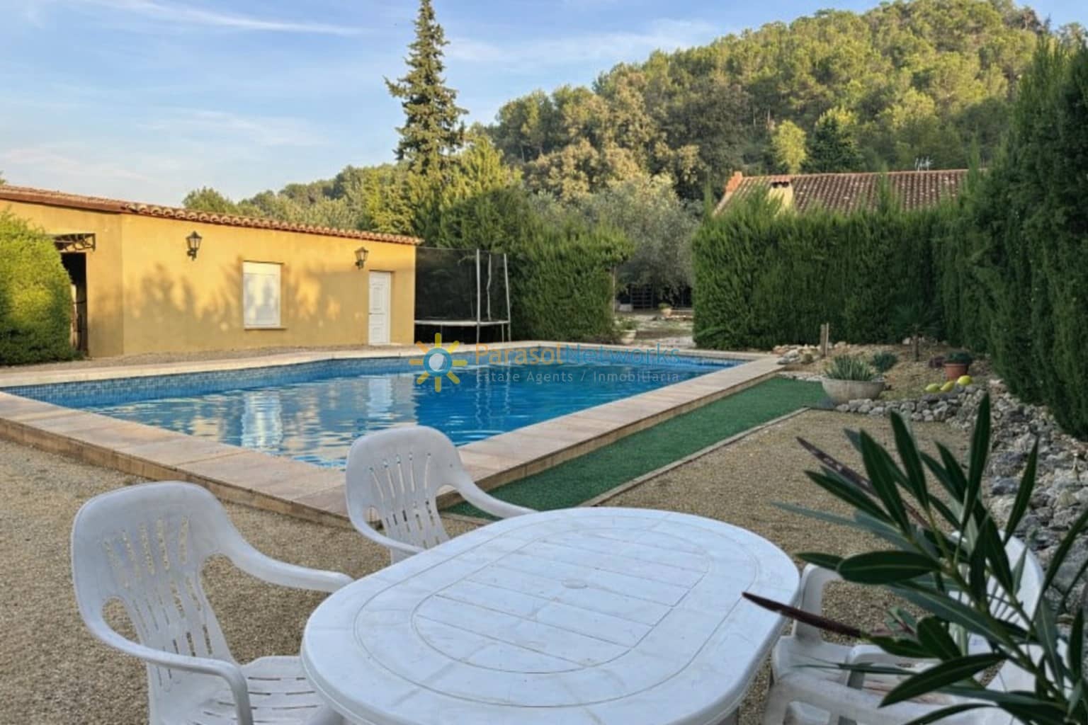 3 bedroom Villa for sale in Ontinyent with pool garage - € 210,000 (Ref: 9719344)