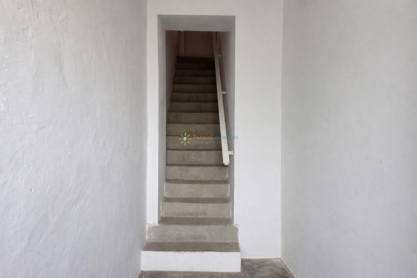 6 bedroom Townhouse for sale in Sumacarcer - € 78,000 (Ref: 9720655)