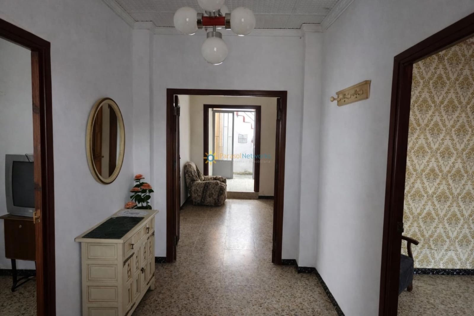 6 bedroom Townhouse for sale in Sumacarcer - € 78,000 (Ref: 9720655)