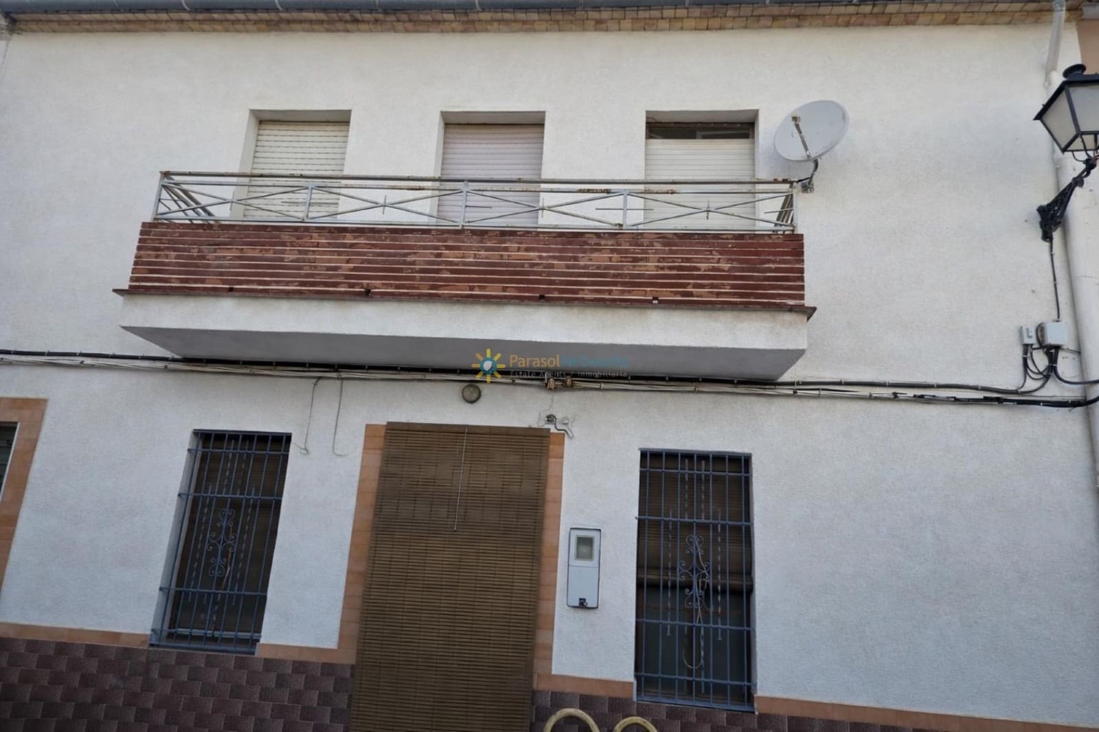 6 bedroom Townhouse for sale in Sumacarcer - € 78,000 (Ref: 9720655)