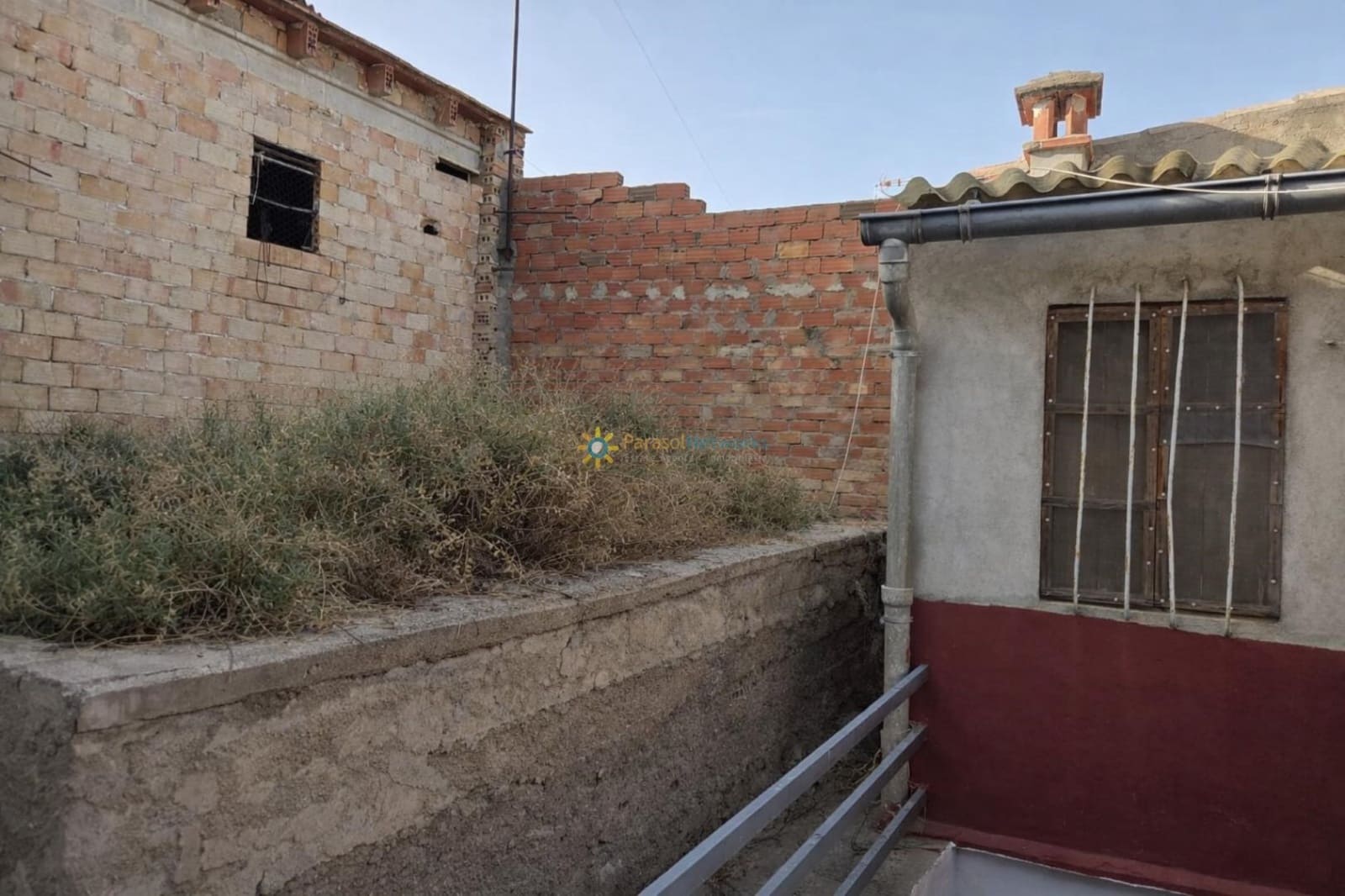 6 bedroom Townhouse for sale in Sumacarcer - € 78,000 (Ref: 9720655)