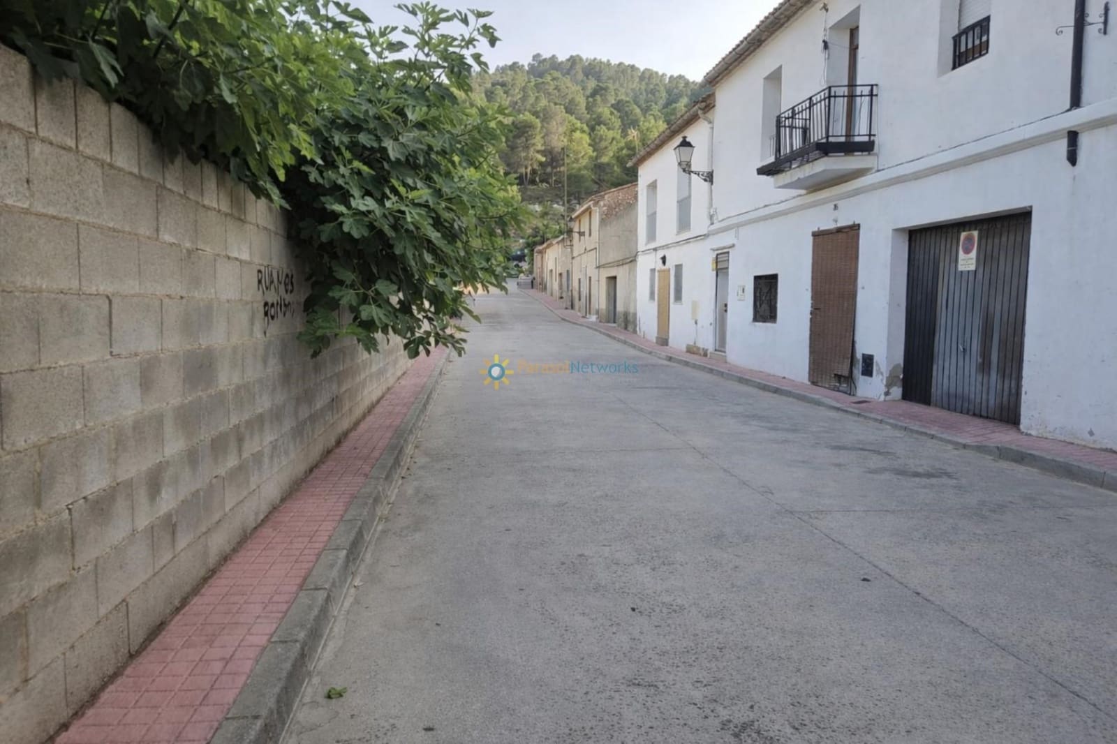 6 bedroom Townhouse for sale in Sumacarcer - € 78,000 (Ref: 9720655)