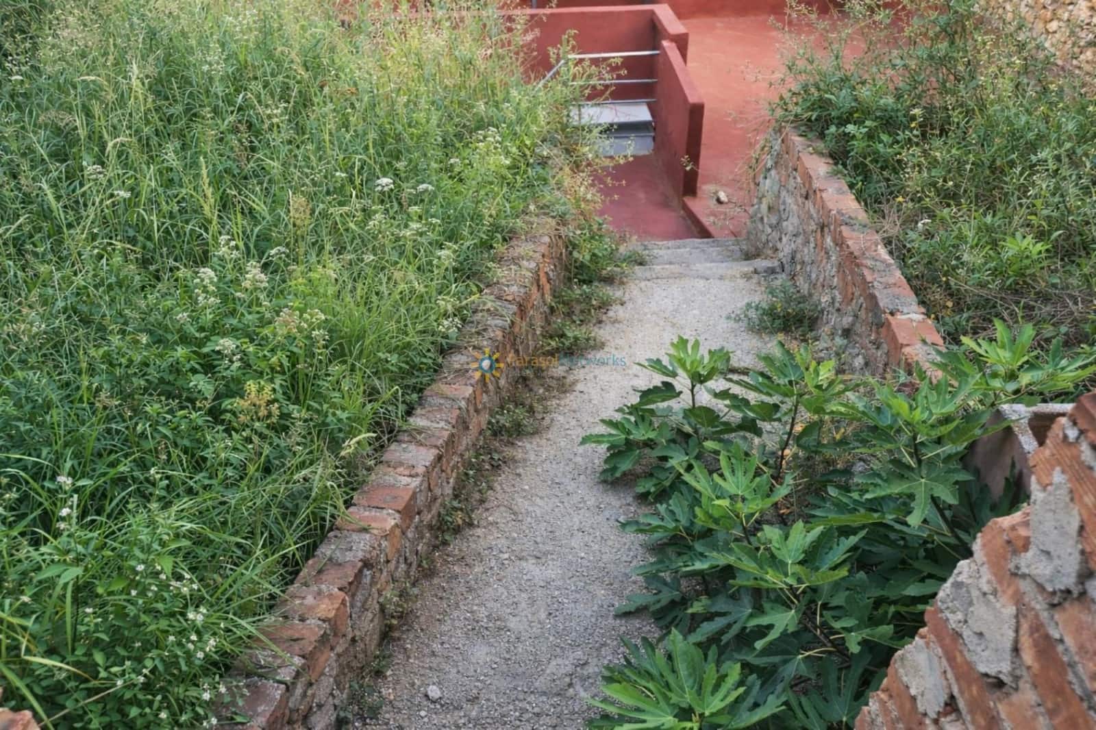 6 bedroom Townhouse for sale in Sumacarcer - € 78,000 (Ref: 9720655)