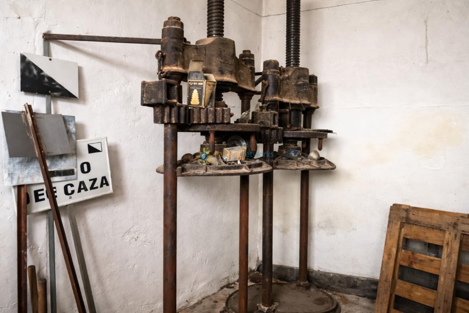 3 bedroom Finca/Country House for sale in Villena with garage - € 1,000,000 (Ref: 9720791)