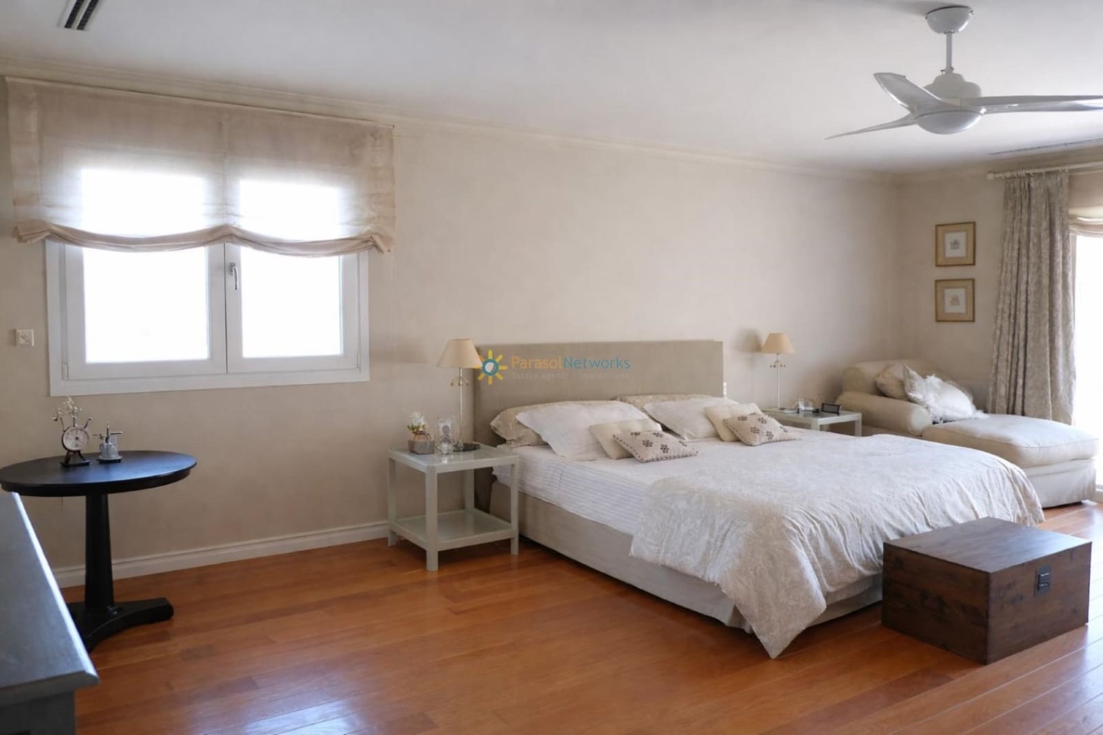 5 bedroom Villa for sale in Gandia with pool garage - € 1,100,000 (Ref: 9725062)