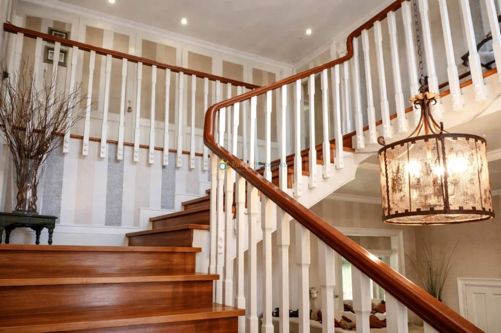 5 bedroom Villa for sale in Gandia with pool garage - € 1,100,000 (Ref: 9725062)