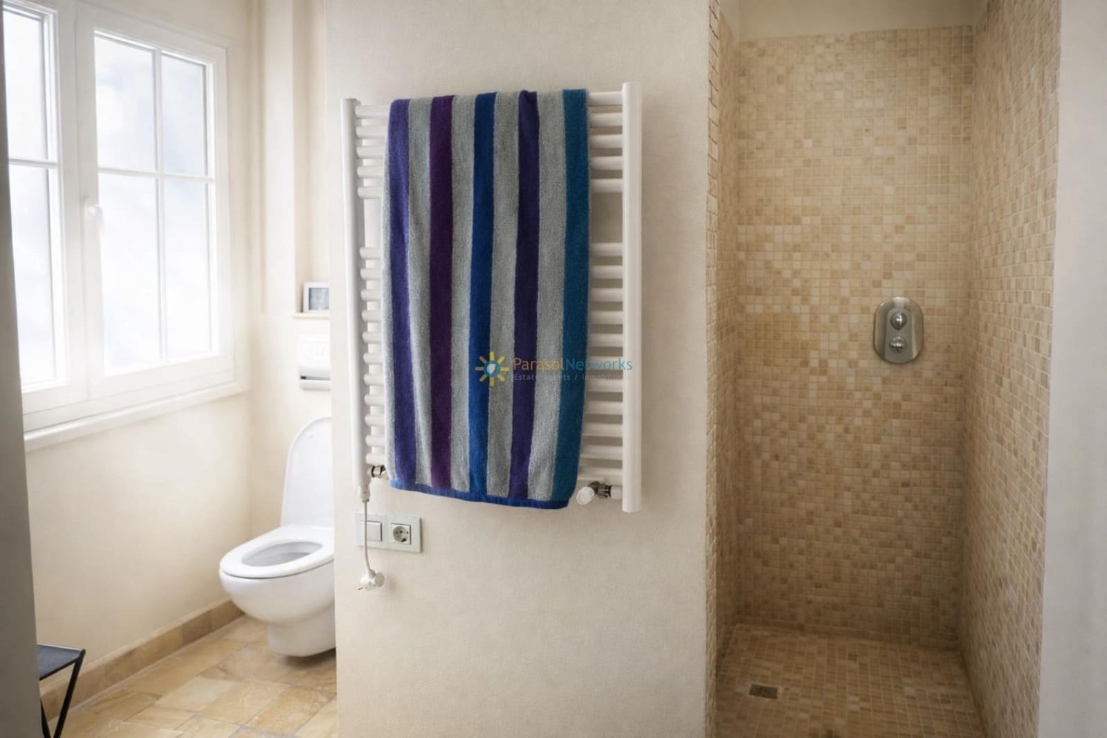 5 bedroom Villa for sale in Gandia with pool garage - € 1,100,000 (Ref: 9725062)