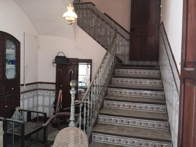 5 bedroom Townhouse for sale in L'Olleria - € 57,000 (Ref: 9733367)