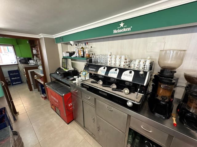 1 quarto Restaurante/Bar para venda em Piles - 280 000 € (Ref: 9734149)