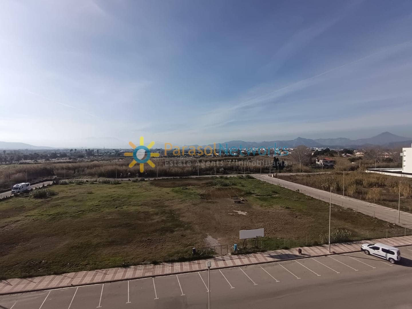 3 bedroom Apartment for rent in Daimus with pool garage - € 1,400 (Ref: 9736015)