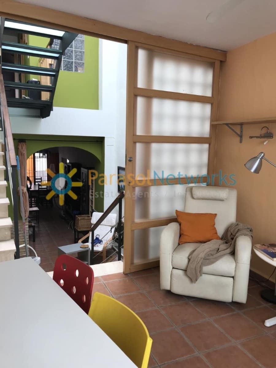3 bedroom Townhouse for rent in Oliva - € 800 (Ref: 9737062)
