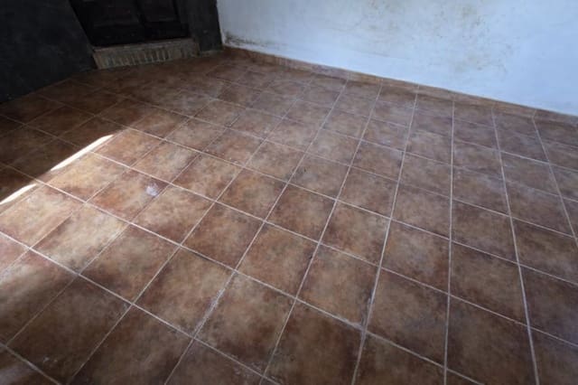 Maalaistalo myytävänä paikassa Senyera - 65 000 € (Ref: 9737175)