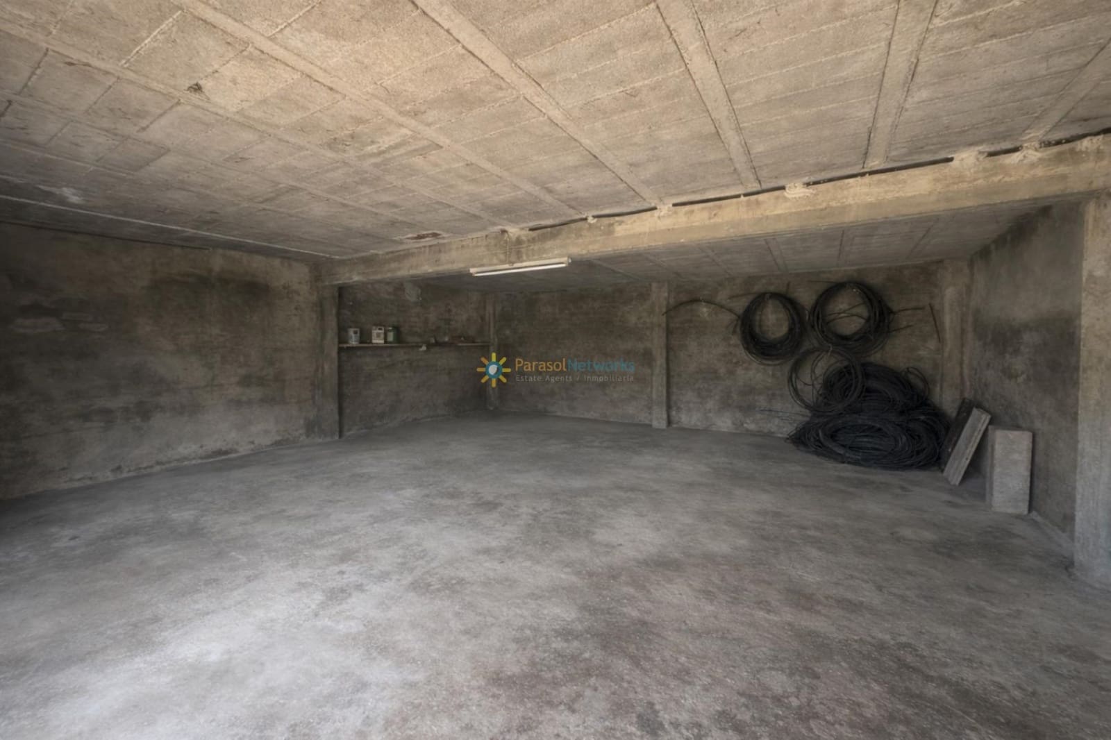 3 bedroom Villa for sale in Benicolet with garage - € 145,000 (Ref: 9737245)