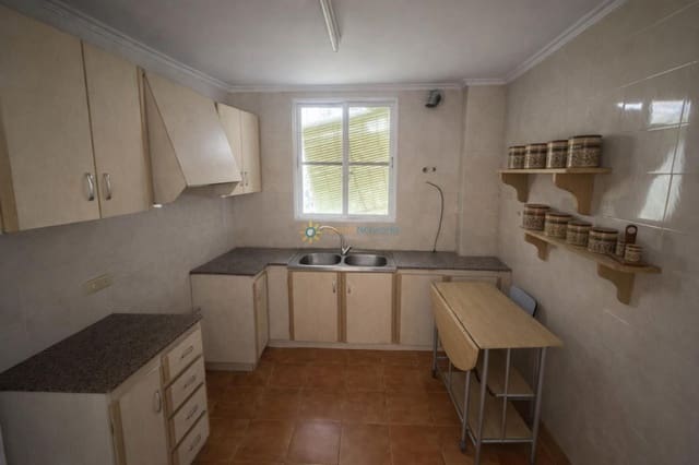 3 bedroom Villa for sale in Benicolet with garage - € 145,000 (Ref: 9737245)