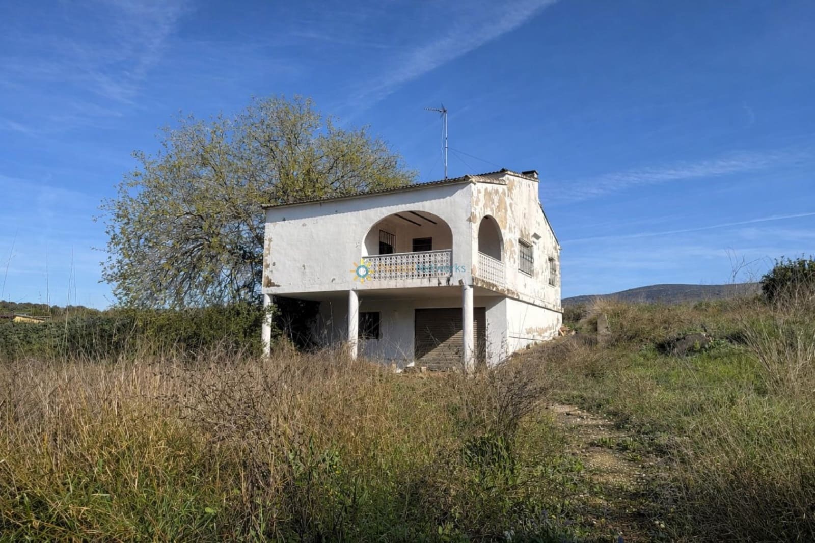 3 bedroom Villa for sale in Benicolet with garage - € 145,000 (Ref: 9737245)