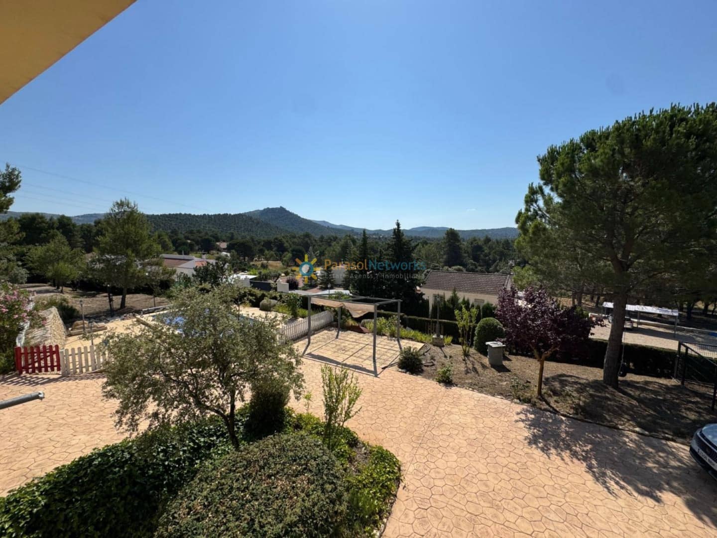 5 bedroom Villa for sale in Bocairent with pool garage - € 376,000 (Ref: 9739227)