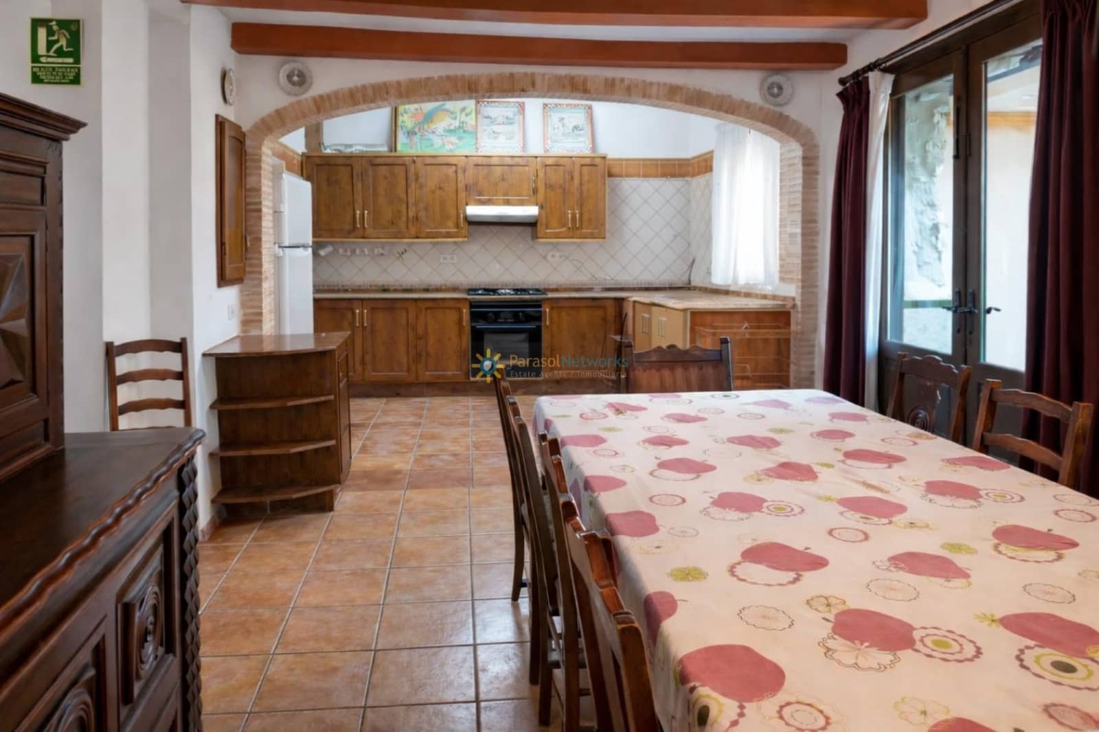 9 soveværelse Hotel til salg i Palomar med swimmingpool - € 290.000 (Ref: 9758228)