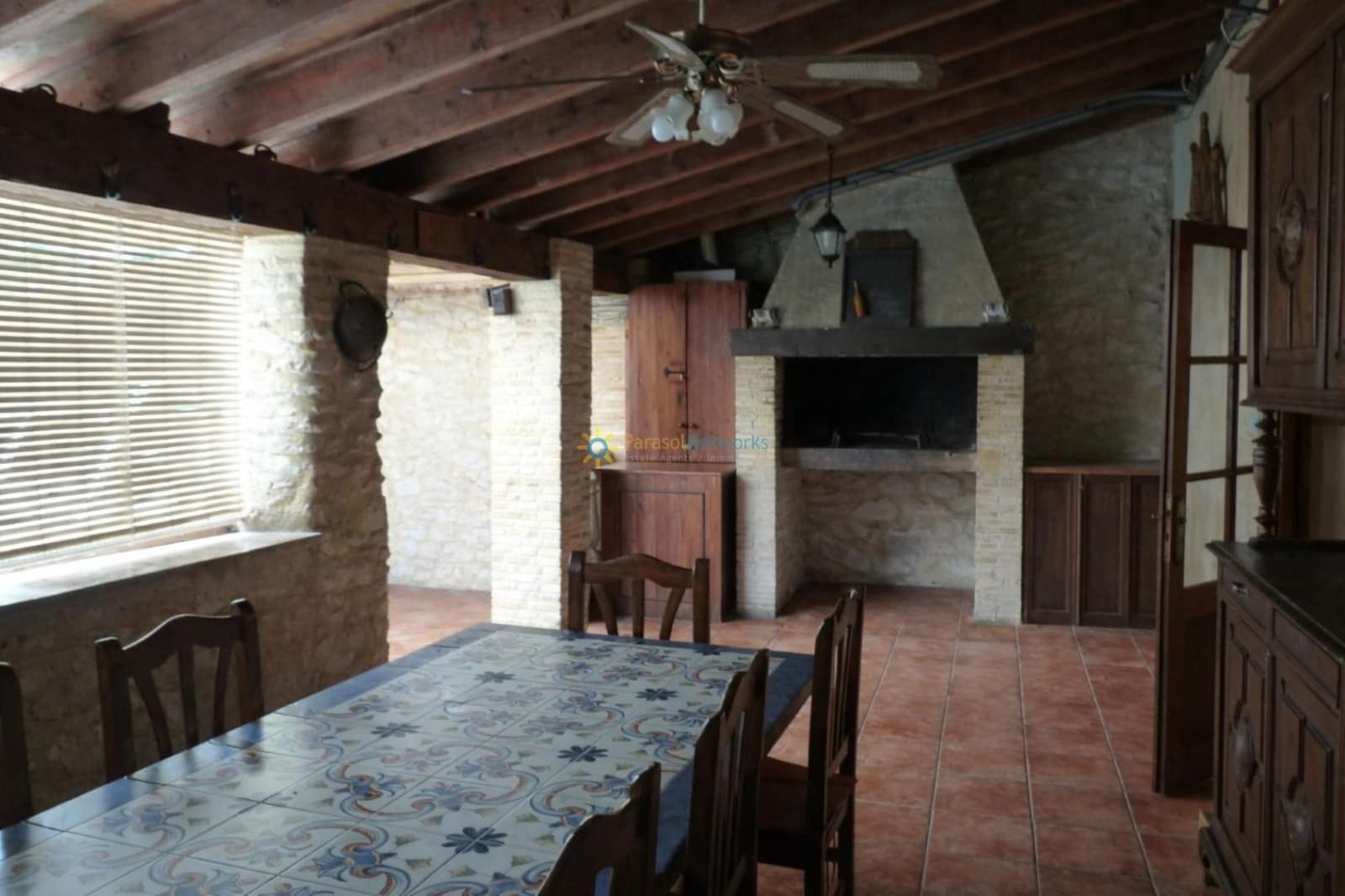 9 soveværelse Hotel til salg i Palomar med swimmingpool - € 290.000 (Ref: 9758228)