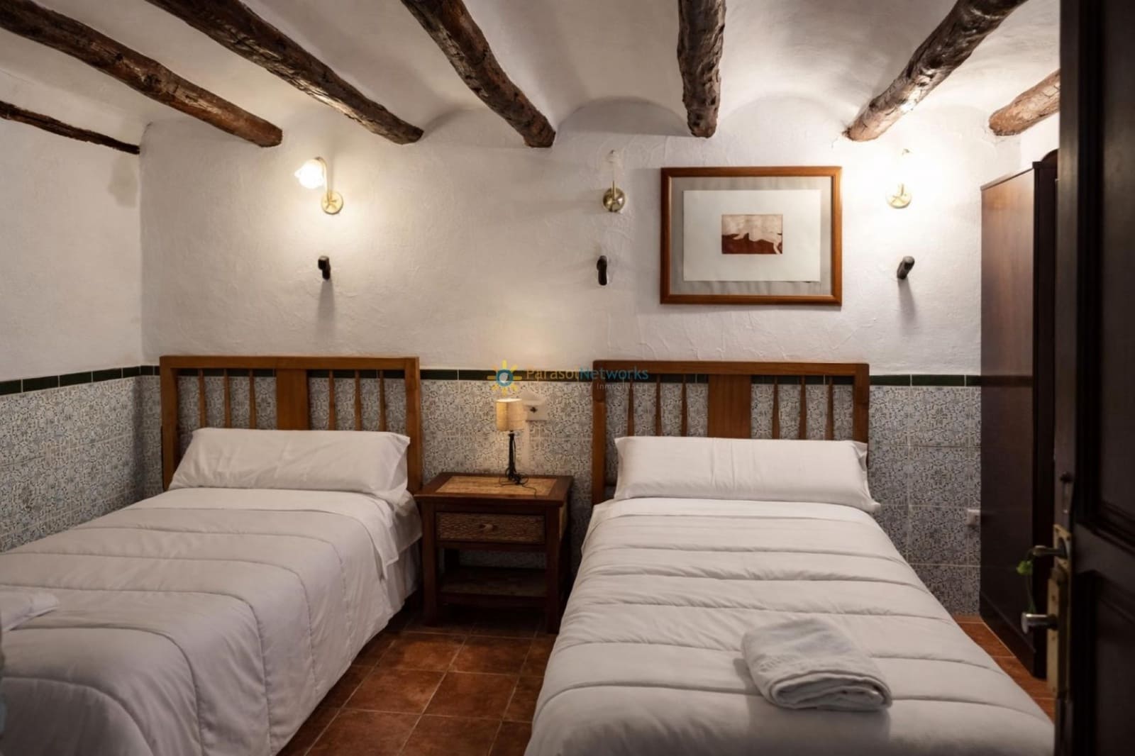 9 soveværelse Hotel til salg i Palomar med swimmingpool - € 290.000 (Ref: 9758228)