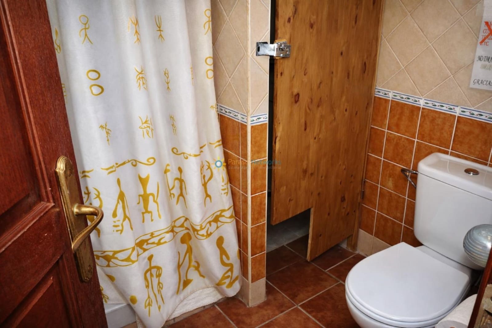 9 soveværelse Hotel til salg i Palomar med swimmingpool - € 290.000 (Ref: 9758228)