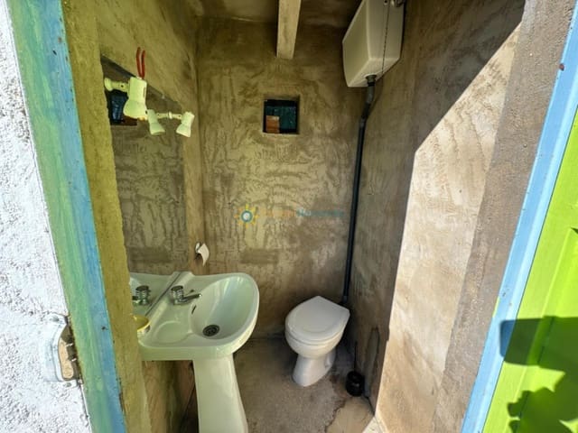 2 soveværelse Villa til salg i Salem med swimmingpool - € 80.000 (Ref: 9761540)