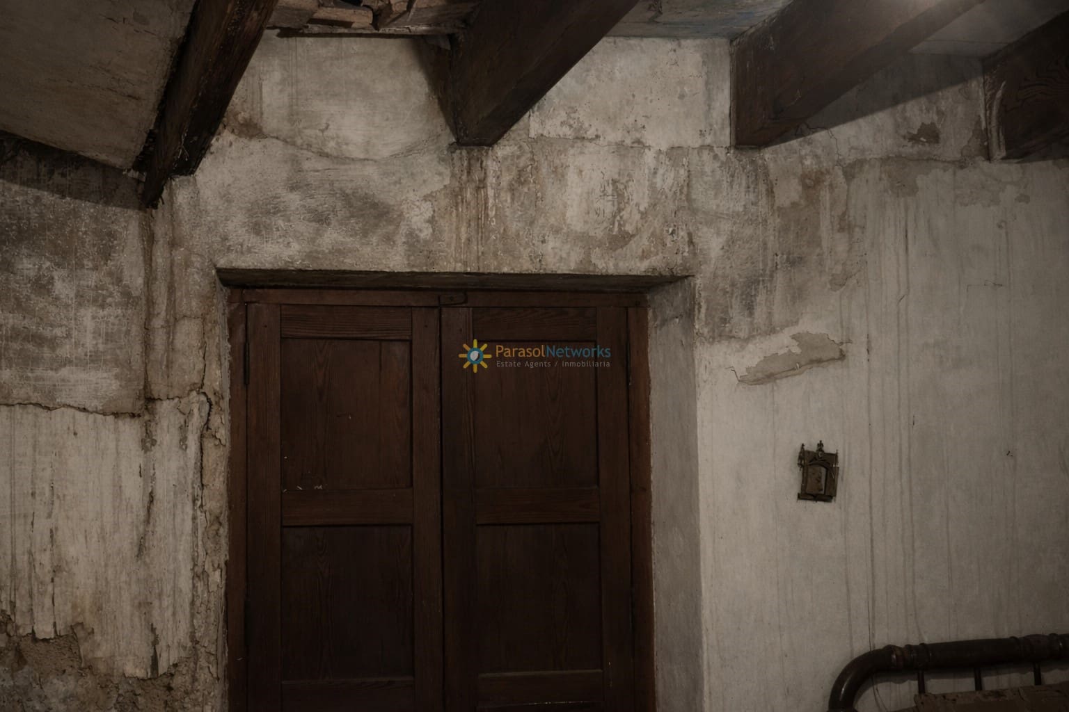 5 bedroom Townhouse for sale in L'Olleria - € 57,000 (Ref: 9770041)